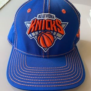 NY KNICKS HAT